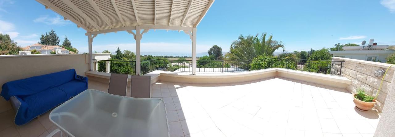 Apartament למרפסת La Balcona Chorazim Zewnętrze zdjęcie